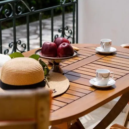 Virginia Lefkada City